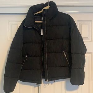 Black cropped puffer jacket